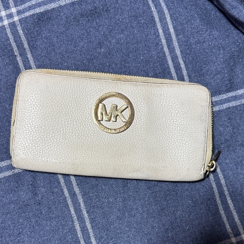 Michael Kors Gold and Cream Wallet